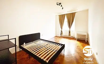 Pronájem bytu 1+1 48 m²