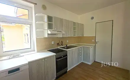 Pronájem bytu 1+kk 42 m², Krokova, Písek - Václavské Předměstí