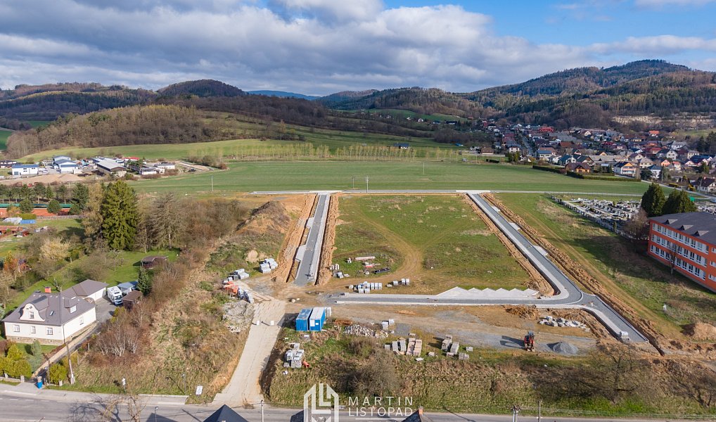 Prodej stavebního pozemku 766 m², Bludov – náhled fotky 9