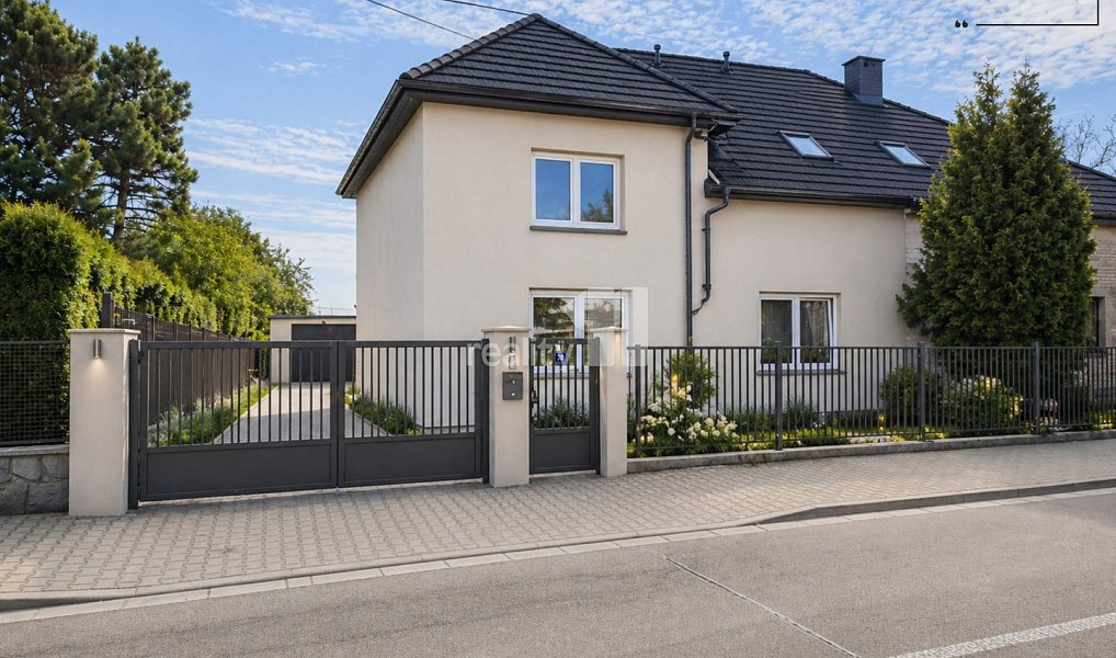 Prodej domu 206 m² s pozemkem 750 m², Křičeň – náhled fotky 45