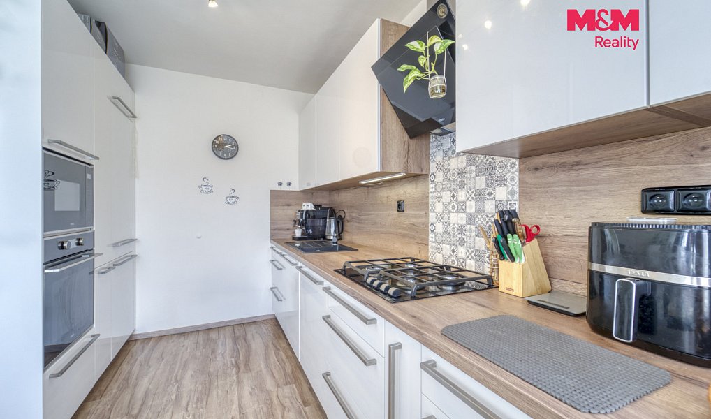Prodej bytu 3+1 69 m², Praha – náhled fotky 3