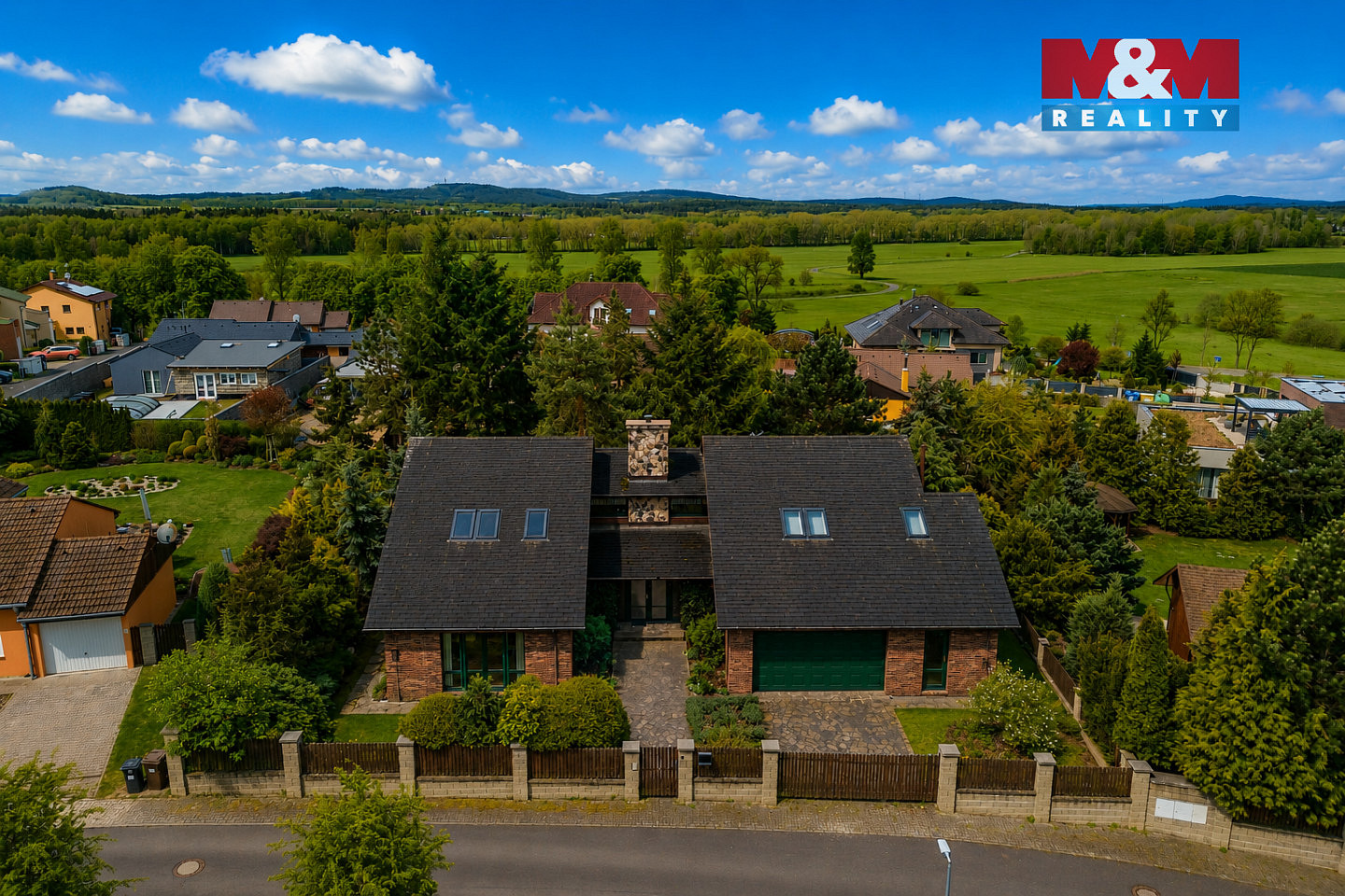 Prodej domu 400 m² s pozemkem 1 180 m² – fotografie 4