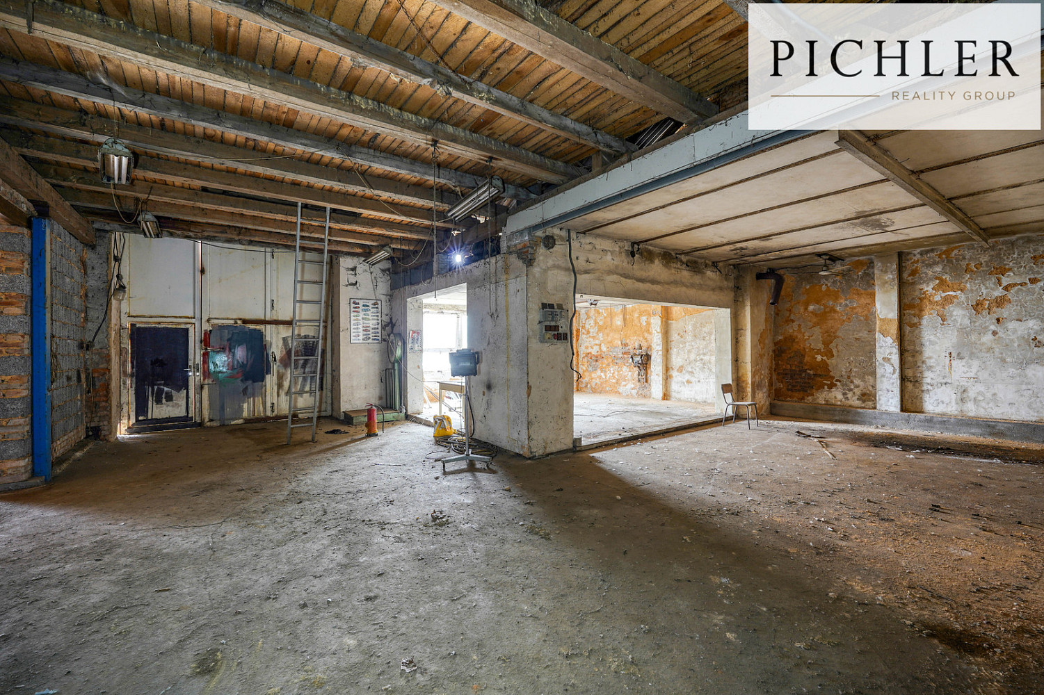 Prodej výrobních prostor 675 m² — photo 4