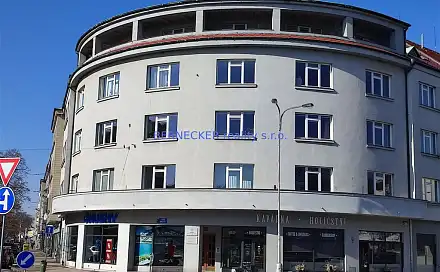 Pronájem bytu 6+kk 240 m², třída Karla IV., Hradec Králové