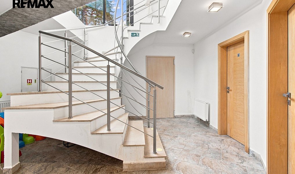 Prodej obchodních prostor 388 m², Plzeň – náhled fotky 48