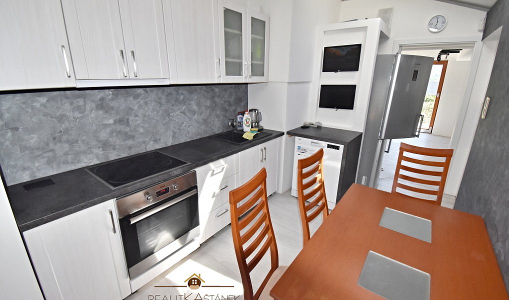 Prodej domu 249 m² s pozemkem 627 m², Liberec – náhled fotky 7