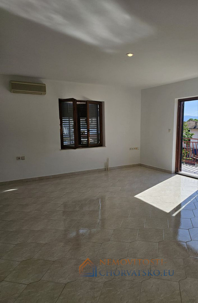 Prodej bytu 3+kk 100 m², Lovran
