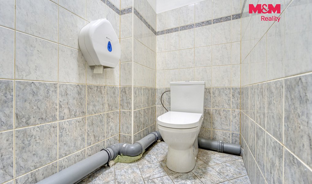Pronájem obchodních prostor 89 m², Stříbro – náhled fotky 12