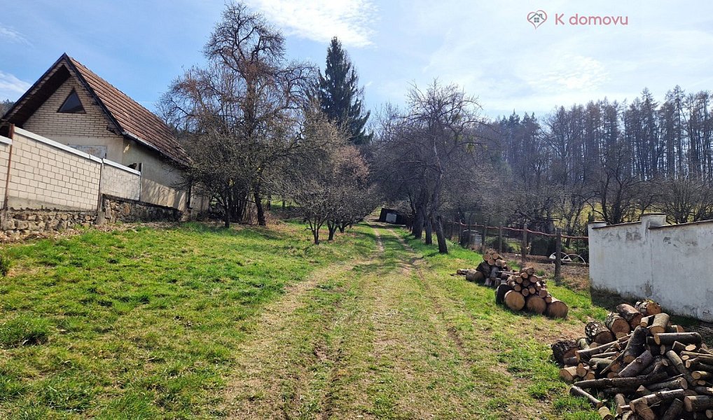 Prodej stavebního pozemku 2 619 m², Záhorovice – náhled fotky 5