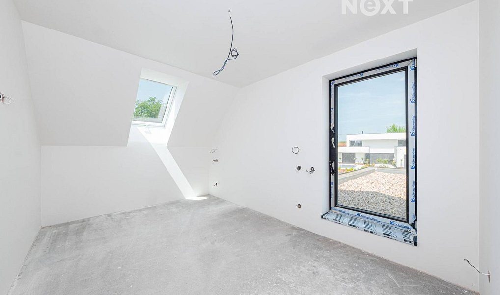 Prodej domu 260 m² s pozemkem 1 037 m², Hradec Králové – náhled fotky 24