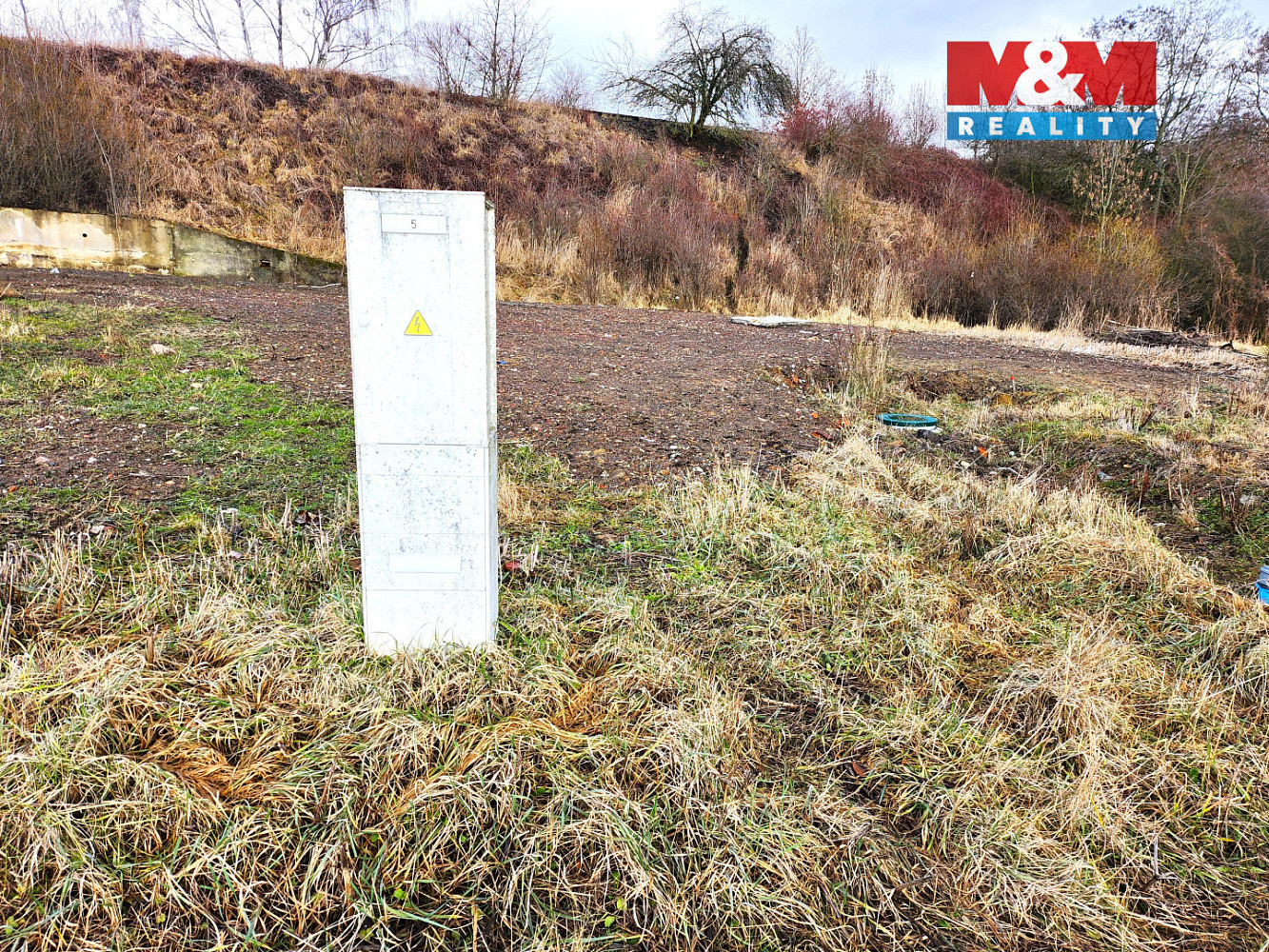 Prodej stavebního pozemku 860 m² – fotografie 3