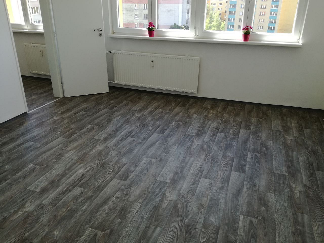 Pronájem bytu 2+1 44 m² – fotografie 3