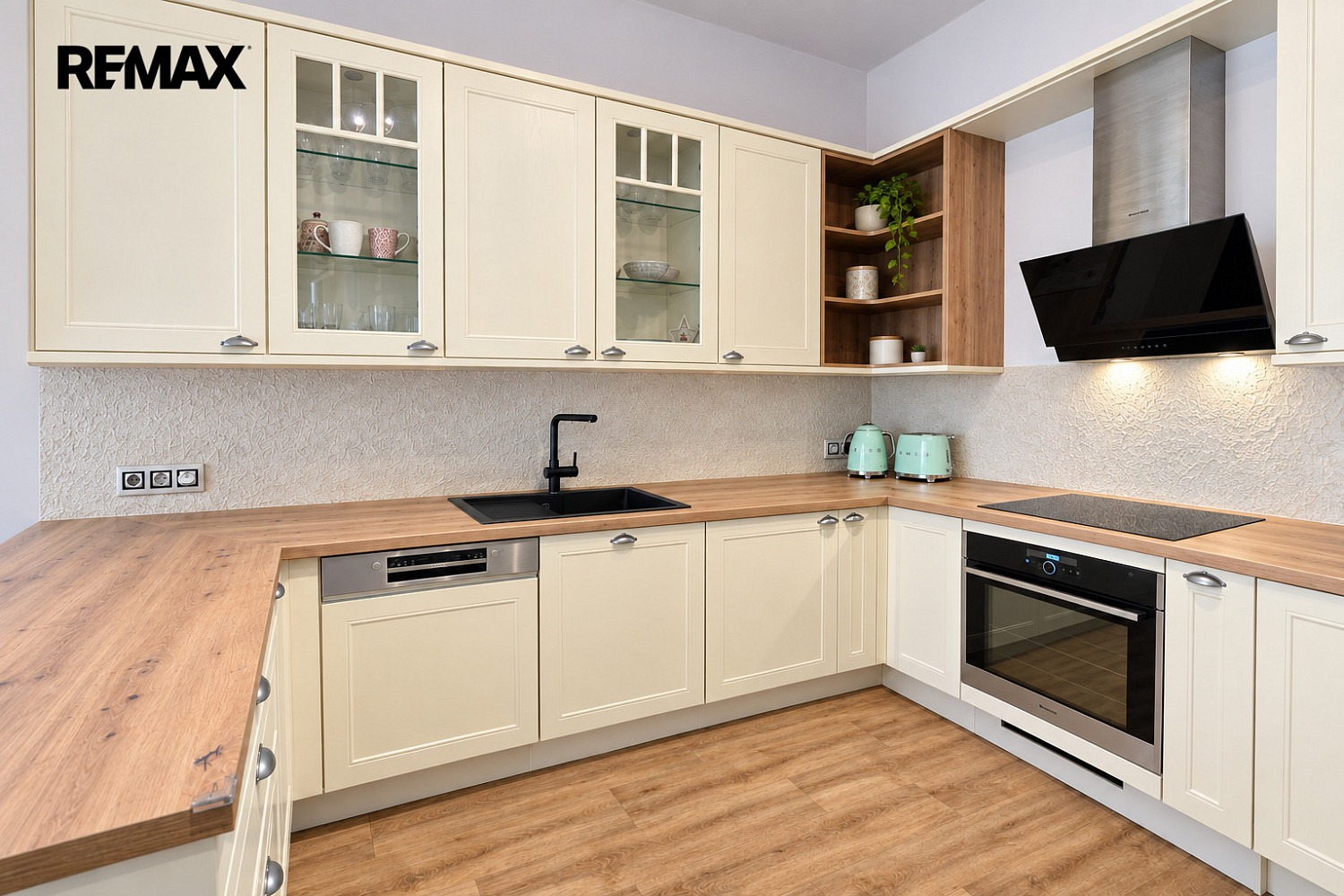 Prodej bytu 2+1 76 m² – fotografie 2