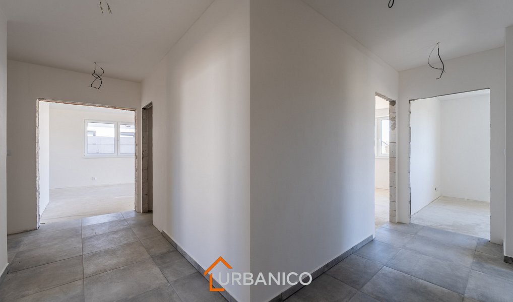 Prodej domu 230 m² s pozemkem 1 000 m², Kupařovice – náhled fotky 13