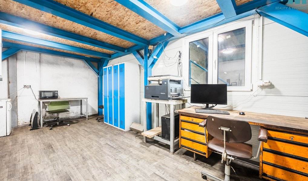 Prodej výrobních prostor 764 m², Přerov – náhled fotky 5