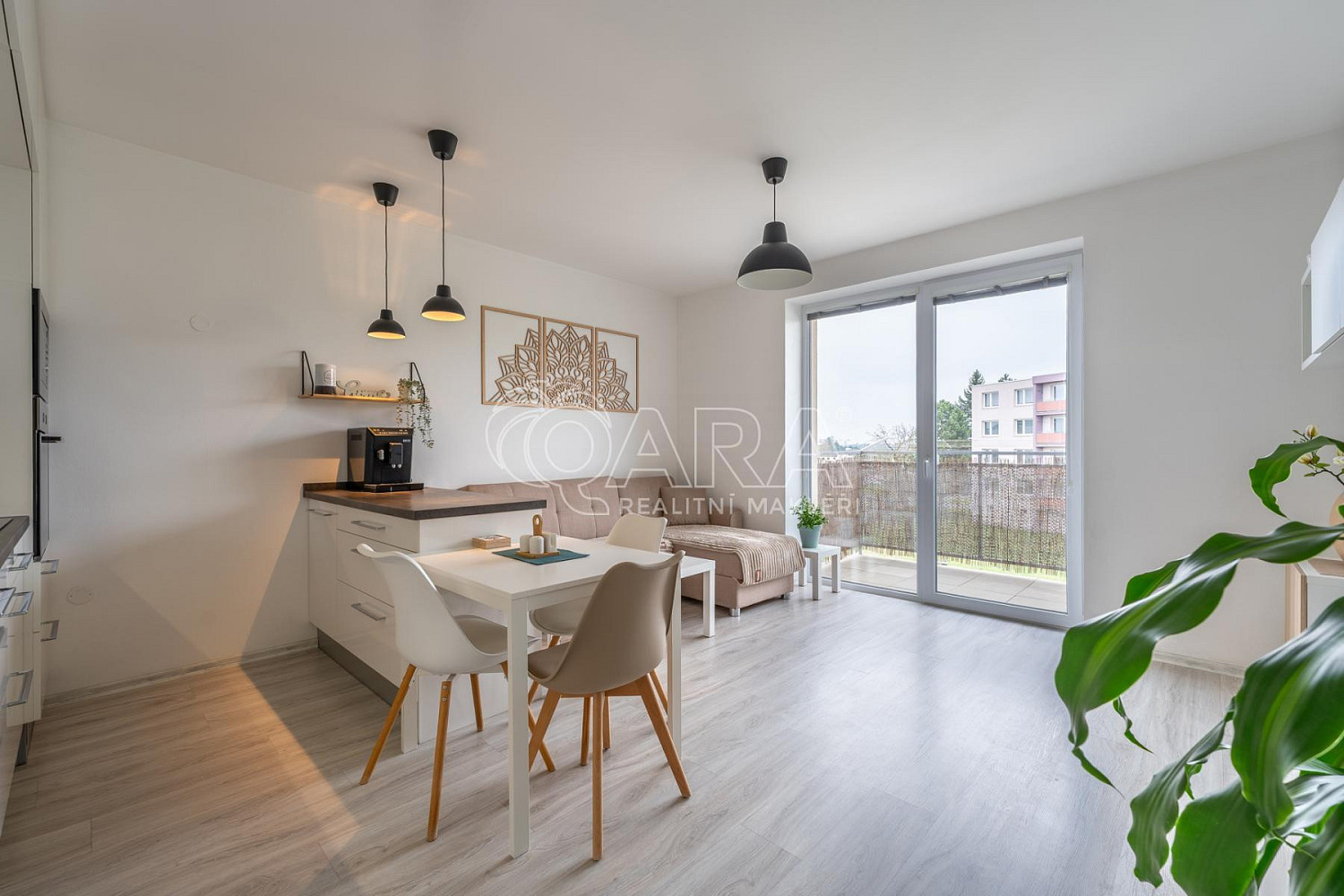 Pronájem bytu 2+kk 51 m² – fotografie 4