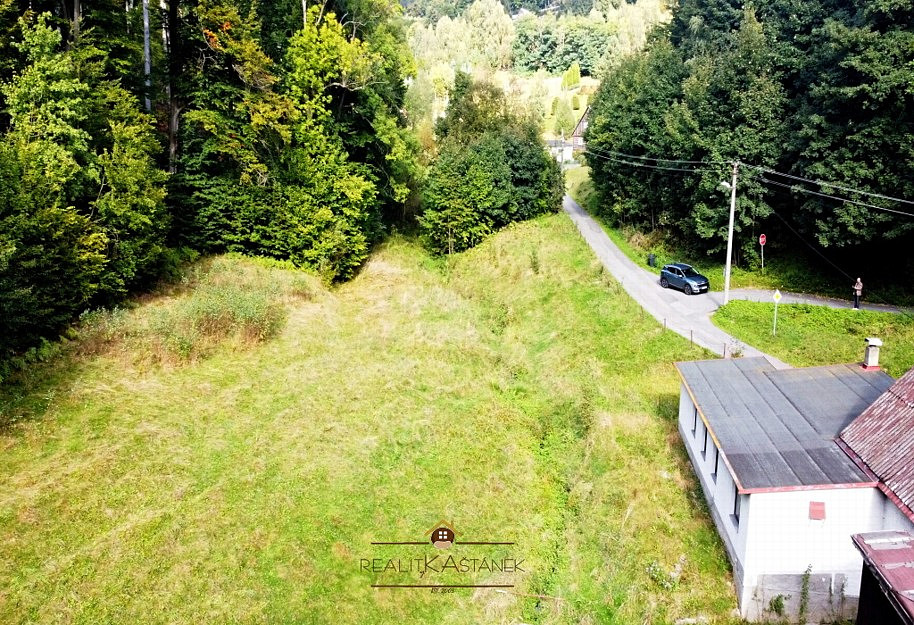 Prodej stavebního pozemku 2 000 m² - Widok 4