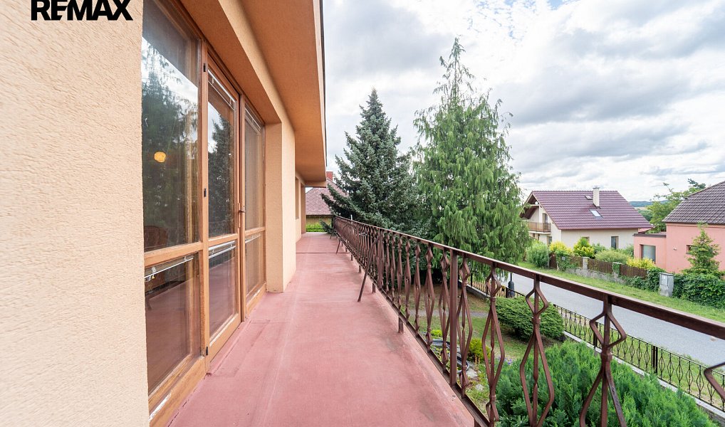 Prodej domu 234 m² s pozemkem 999 m², Týnec nad Labem – náhled fotky 19