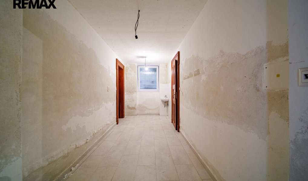 Prodej obchodních prostor 160 m², Karlovy Vary – náhled fotky 8
