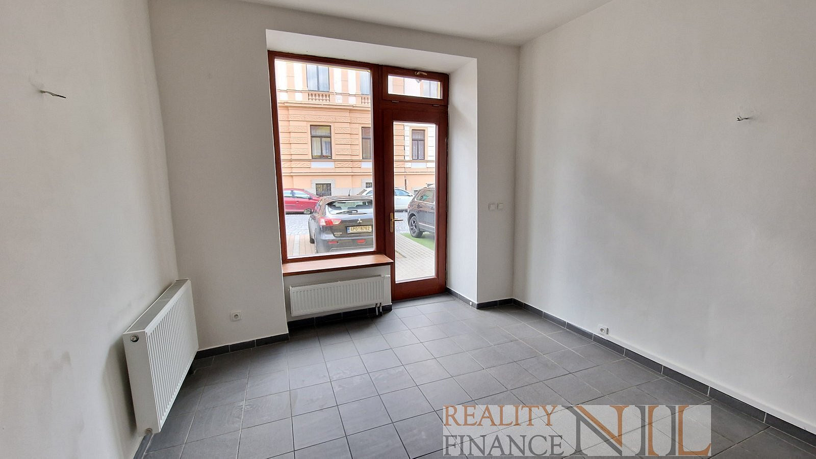 Pronájem obchodních prostor 79 m² — photo 4