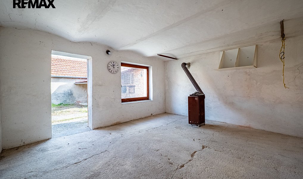 Prodej domu 200 m² s pozemkem 1 812 m², Šakvice – náhled fotky 36