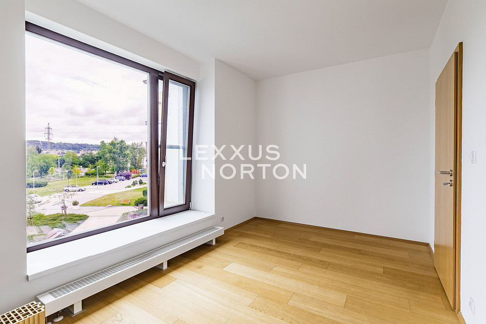 Pronájem bytu 3+kk 99 m² — photo 3