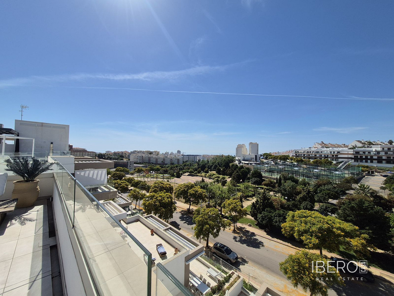 Piso 4+kk – Estepona, Barriada Islas Canarias - Vista 3