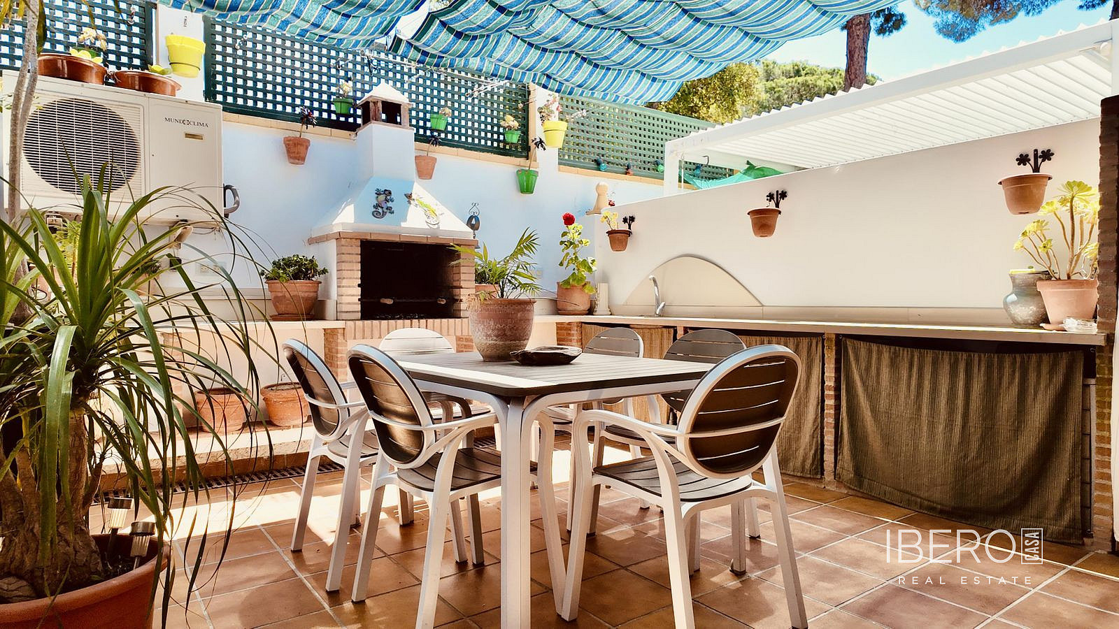 Prodej domu 99 m² s pozemkem 65 m² — photo 2