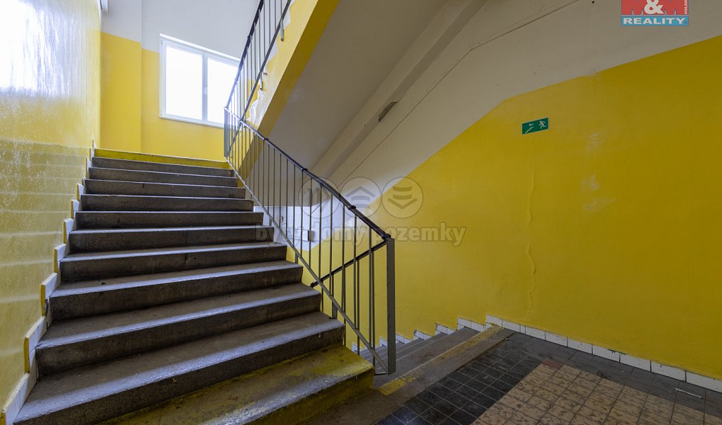 Prodej výrobních prostor 1 873 m², Rovná – náhled fotky 6