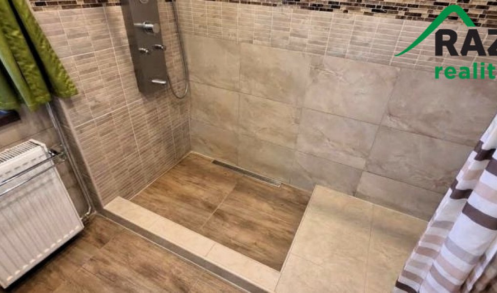 Prodej domu 165 m² s pozemkem 932 m², Tachov – náhled fotky 11