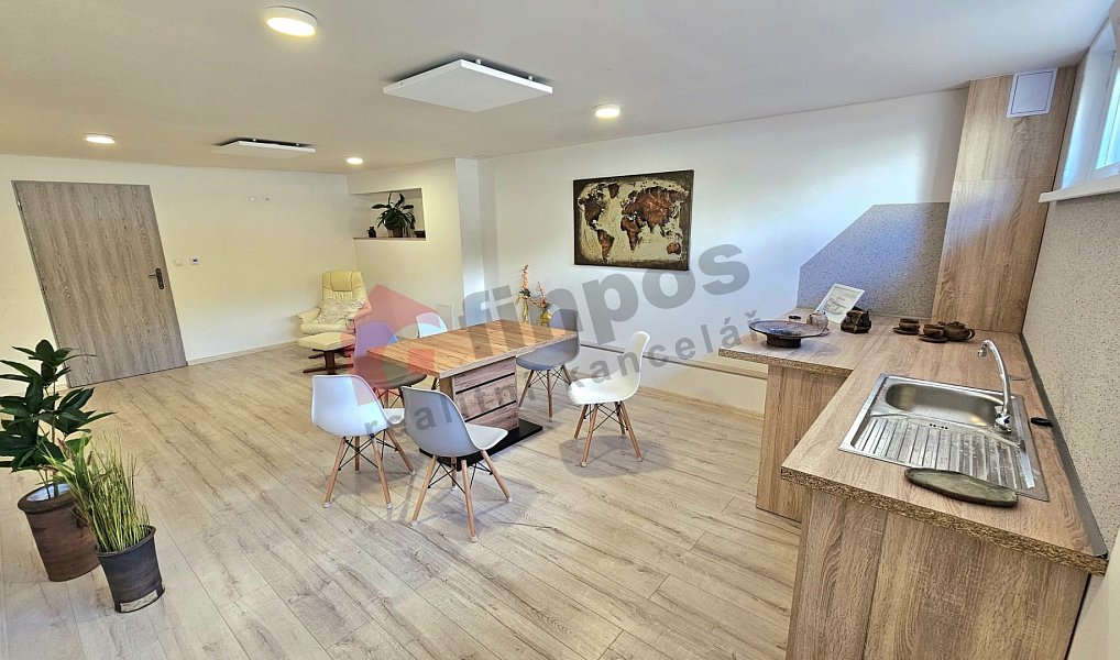 Pronájem bytu 4+kk 117 m², Bruntál – náhled fotky 9
