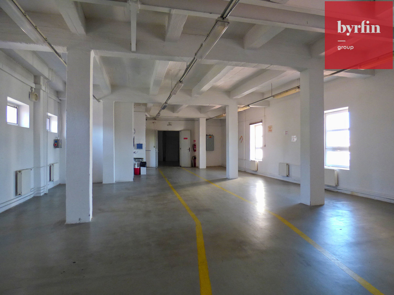 Pronájem výrobních prostor 123 456 m² – fotografie 2