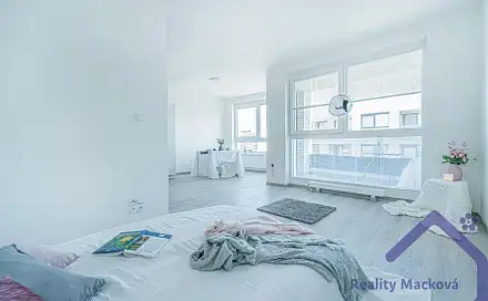 Pronájem bytu 2+kk 44 m²