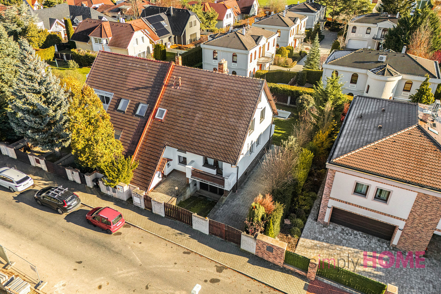 Prodej domu 186 m² s pozemkem 468 m² – fotografie 2