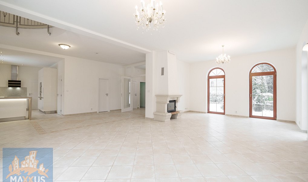 Pronájem domu 243 m² s pozemkem 484 m², Praha – náhled fotky 10