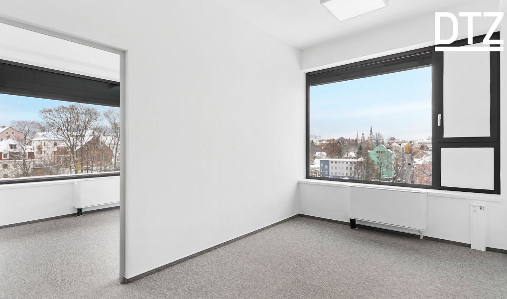 Pronájem kanceláře 277 m², Liberec – náhled fotky 5