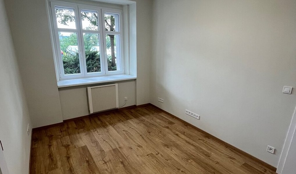 Pronájem bytu 2+kk 40 m², Praha – náhled fotky 3