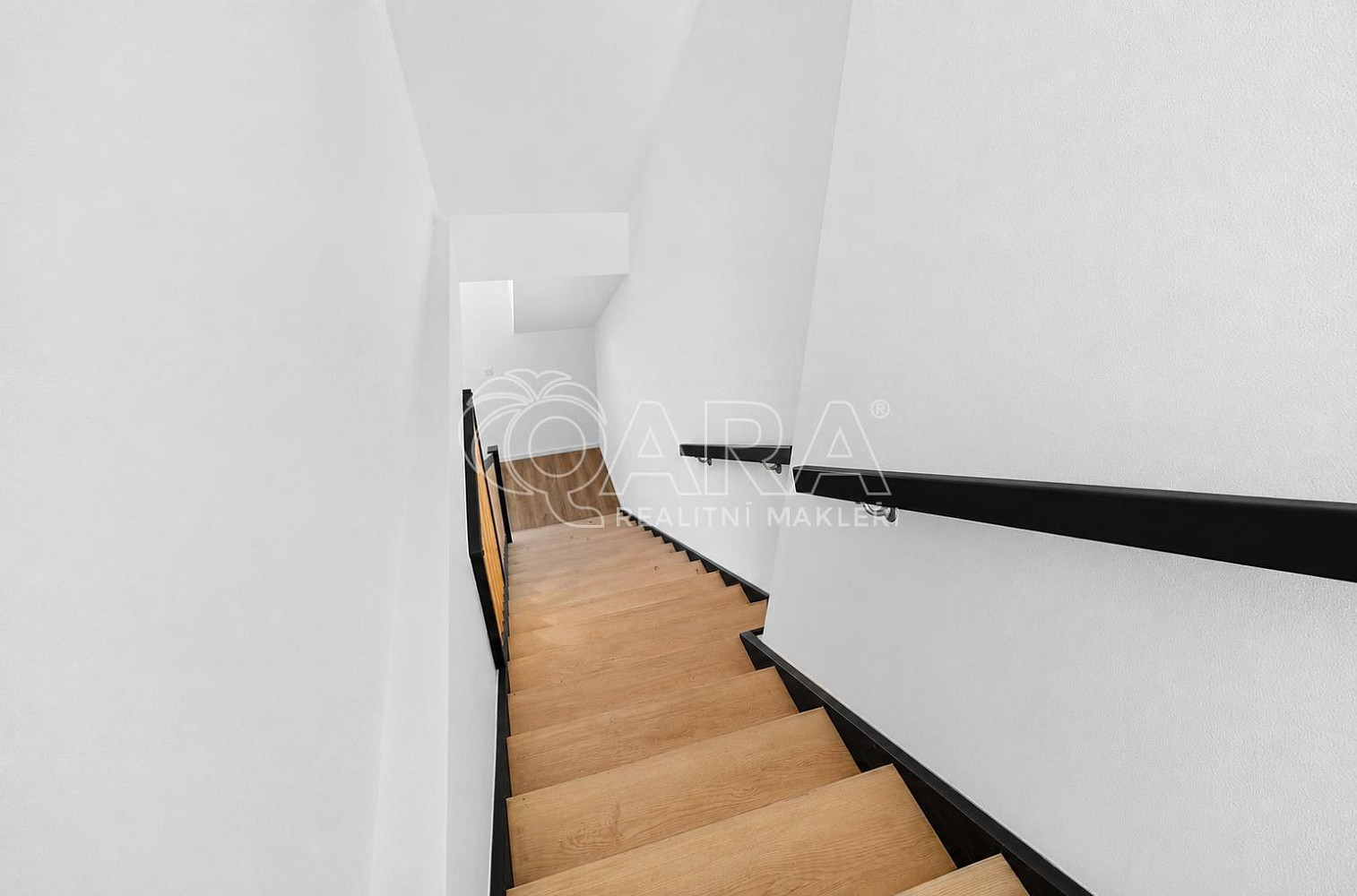Prodej bytu 3+1 74 m² — photo 2