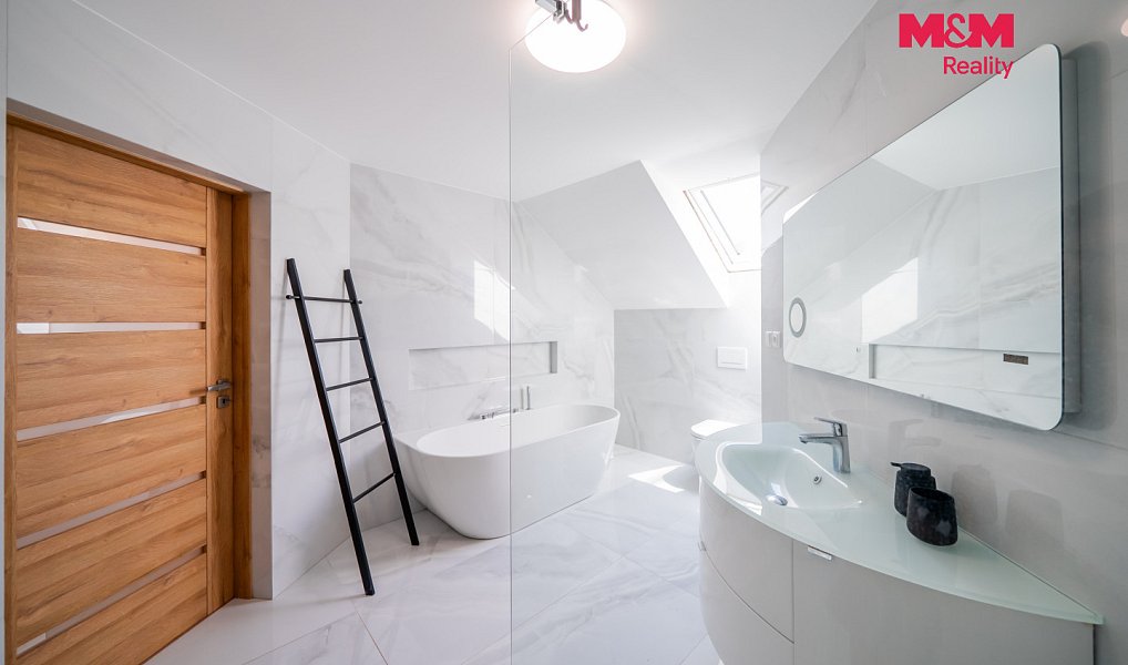Prodej domu 170 m² s pozemkem 1 928 m², Blansko – náhled fotky 18