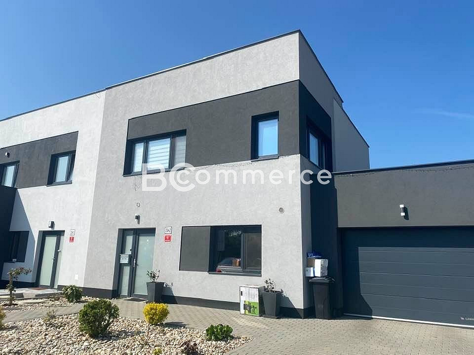 Casa, 160 m², terreny 546 m²