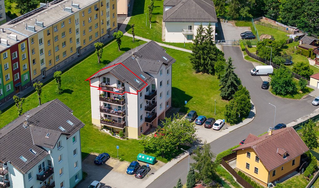 Prodej bytu 2+1 69 m², Nová Role – náhled fotky 2