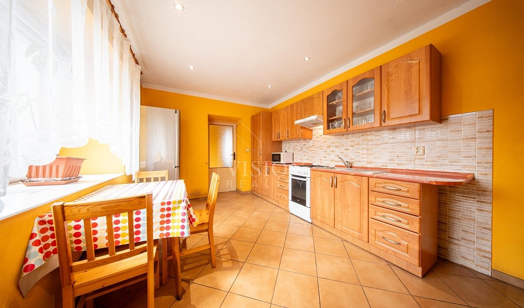 Prodej domu 198 m² s pozemkem 1 268 m², Pálovice – náhled fotky 3