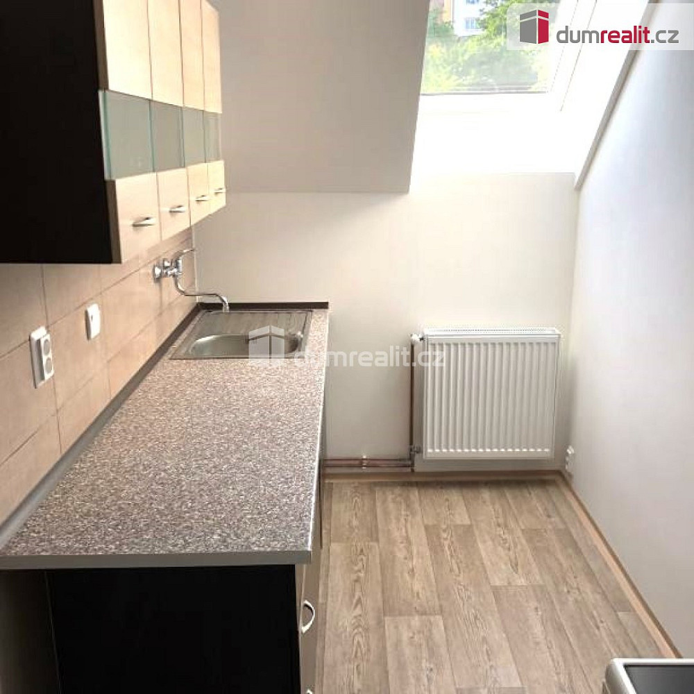 Pronájem bytu 2+1 56 m²