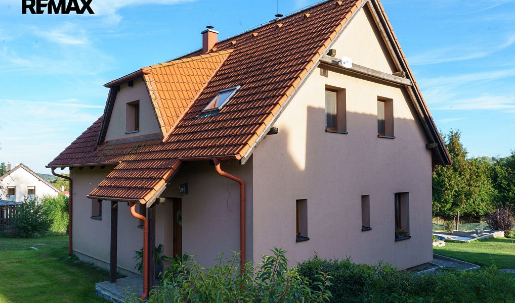 Prodej domu 164 m² s pozemkem 1 451 m², Obora – náhled fotky 3