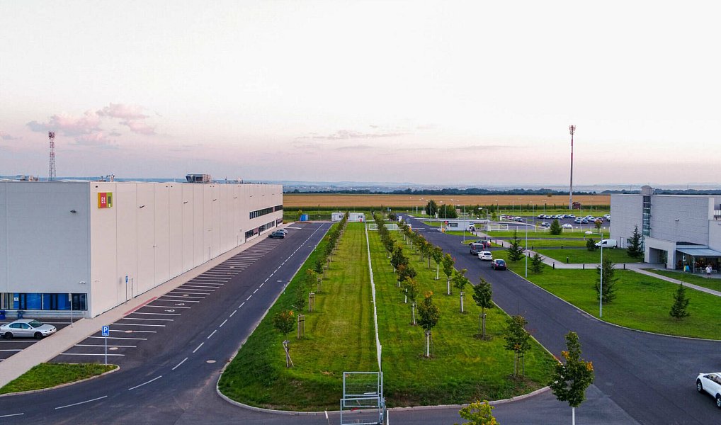 Pronájem skladovacích prostor 9 128 m², Bitozeves – náhled fotky 4