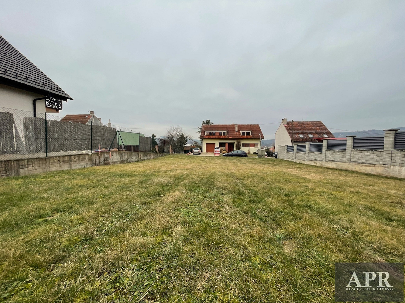 Prodej stavebního pozemku 834 m² – fotografie 3