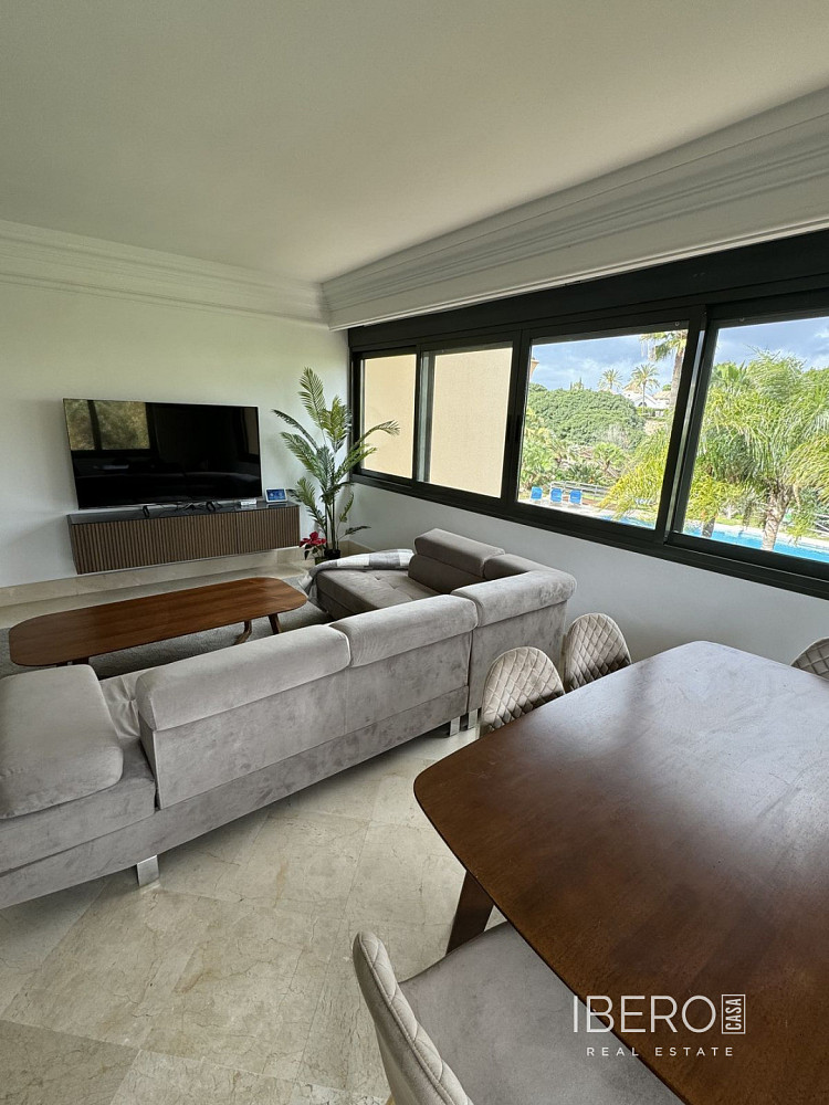 Piso 4+kk – Marbella, Nueva Andalucía - Vista 4