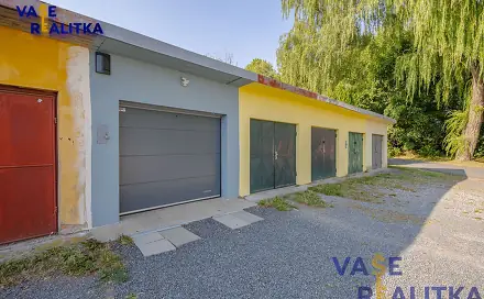 Prodej, nadstandardně vybavené garáže 18m2, Hranice, ul. Cementářské sídliště, Hranice, okres Přerov