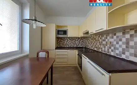 Prodej bytu 3+1 62 m², Pod Stadionem, Klášterec nad Ohří - Miřetice u Klášterce nad Ohří, okres Chomutov