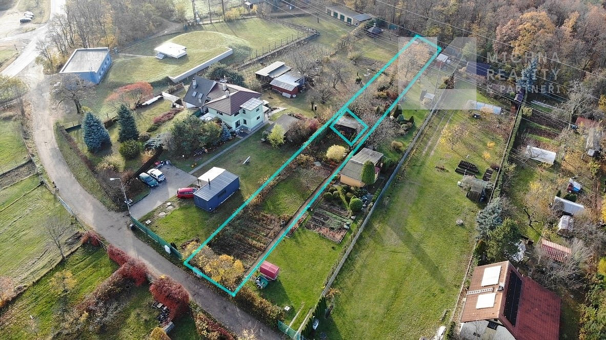 Prodej stavebního pozemku 882 m² — photo 3